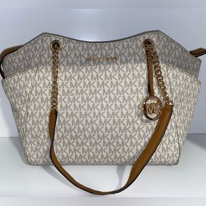 Michael Kors Beige Purse